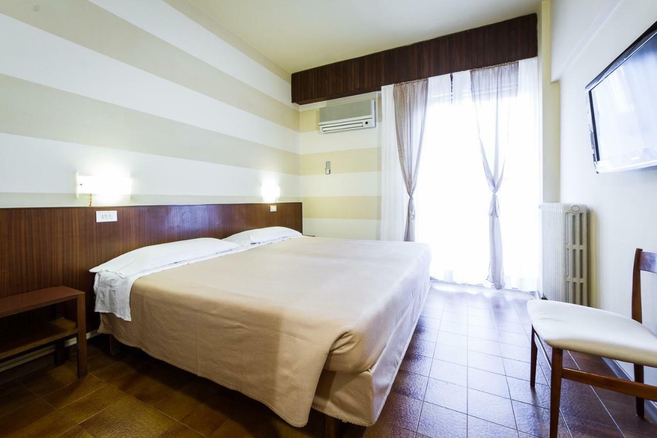 מונטה קטיני טרמה Hotel Reale מראה חיצוני תמונה